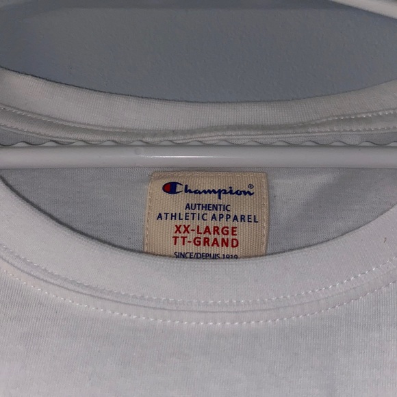 Champion t-shirt - Picture 2 of 3
